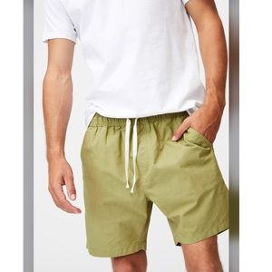 Cotton on men’s easy shorts.